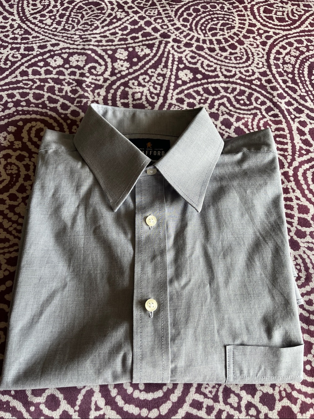 Stafford Men's Button-Up Shirt in Light Gray